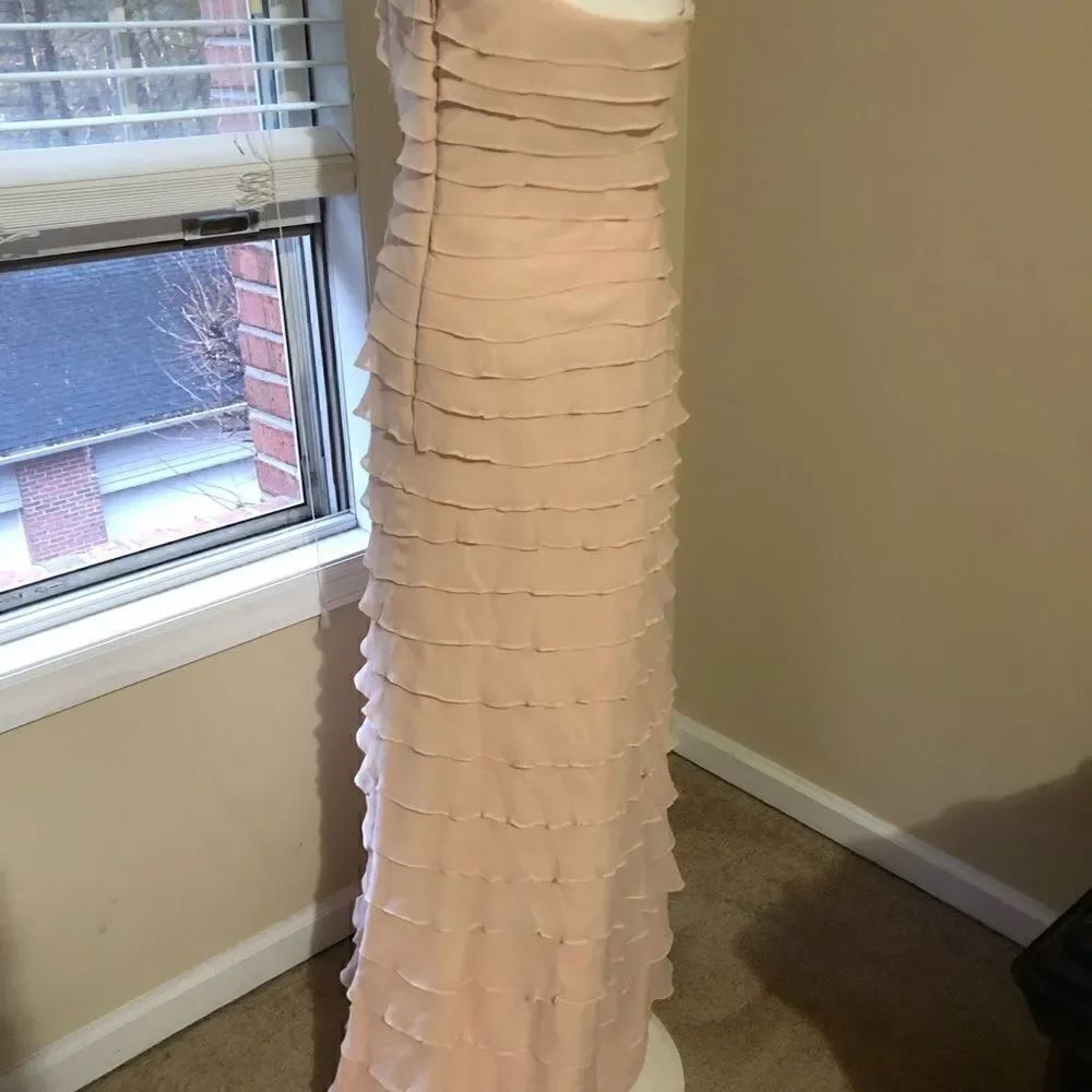 TASHIDA Collection pink ruffle gown - Picture 3 of 10